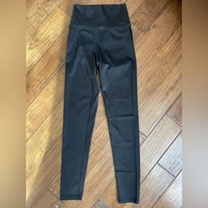 Beach Riot leggings. Size: small.